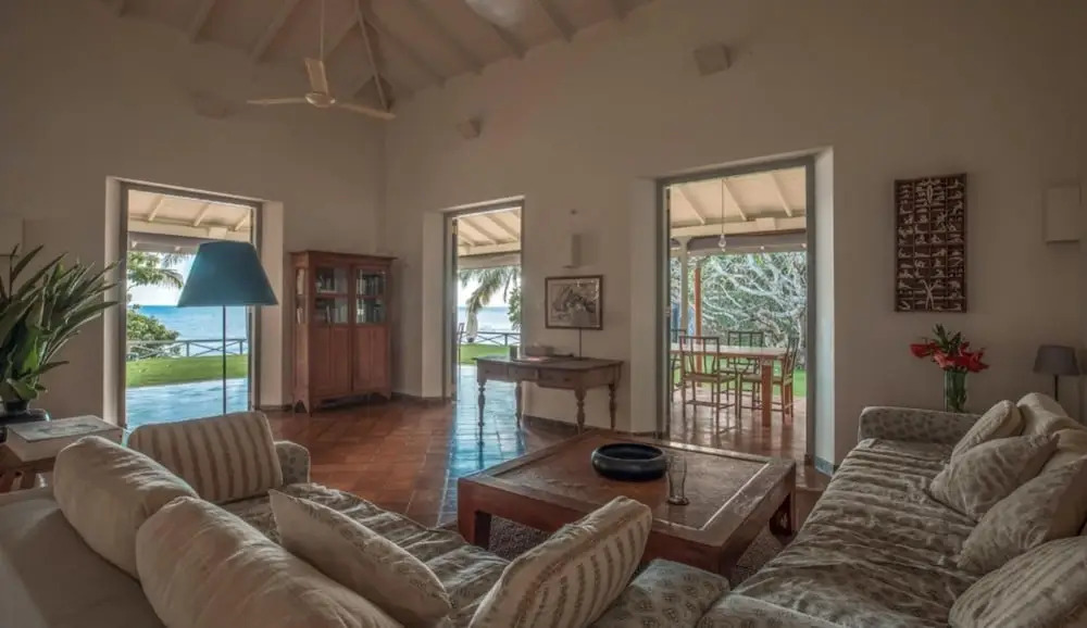 Elevated Family Beach Villa Overlooking Surf Break