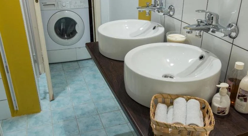 Графф B&B
