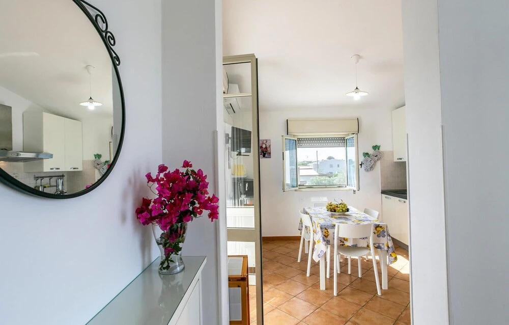Nice Apartment in Reitani Noto With Wifi and 2 Bedrooms