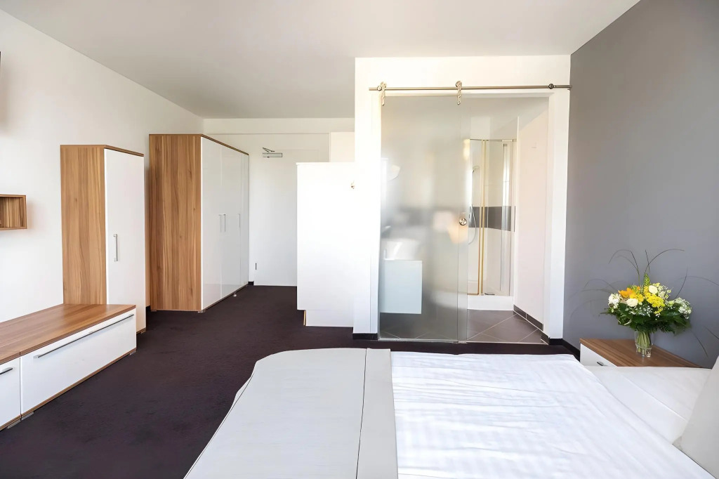 Hotel Aviva