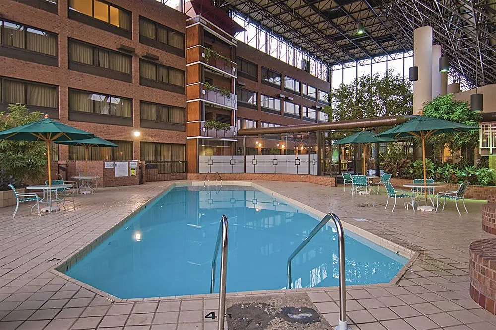 Ashbury Hotel & Suites - Mobile