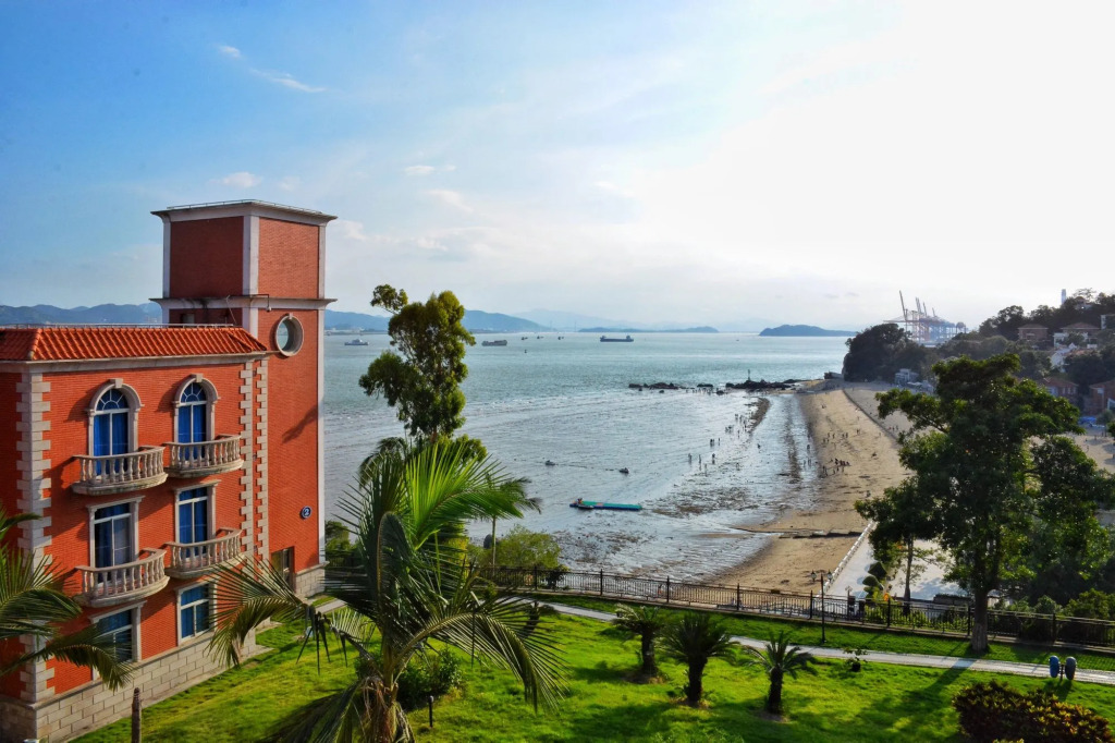 Marine Garden Hotel