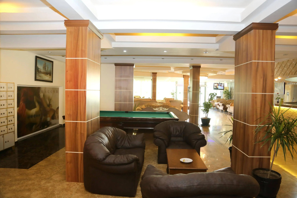 Отель Club Monte Carlo