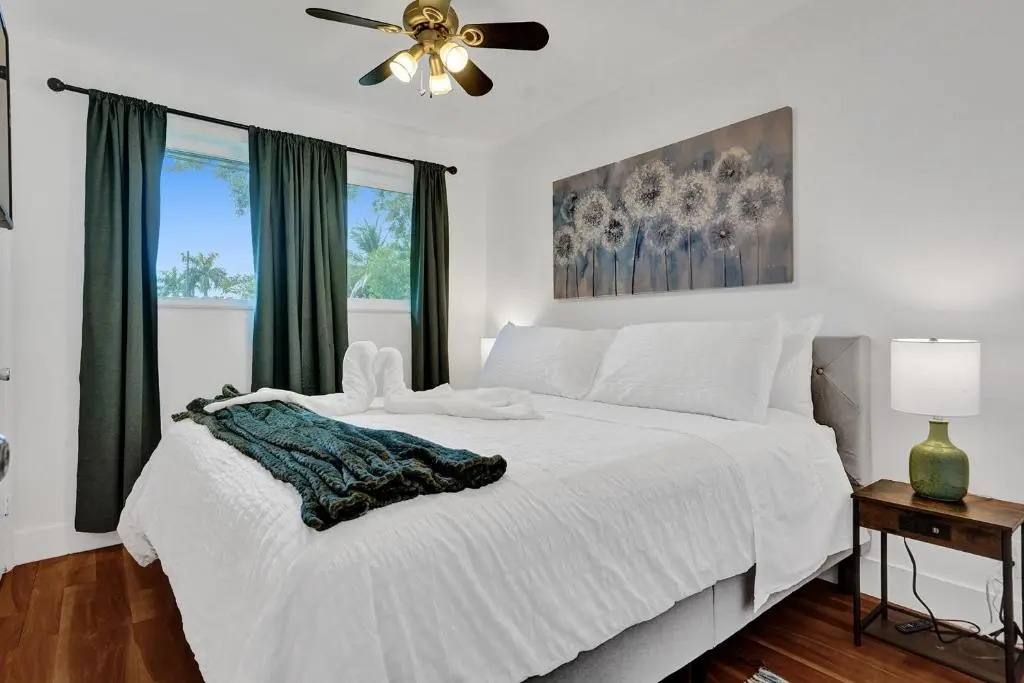Stellar stay in wonderful 7bd villa Pool-Playground