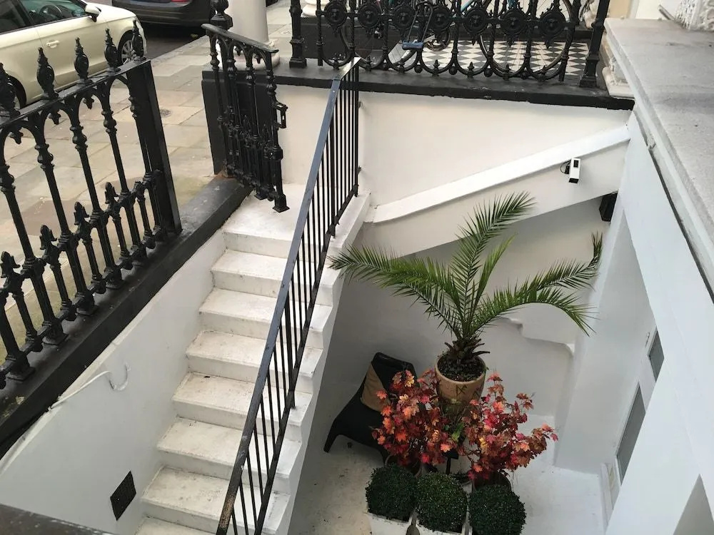 Luxury Kensington Apartment W8