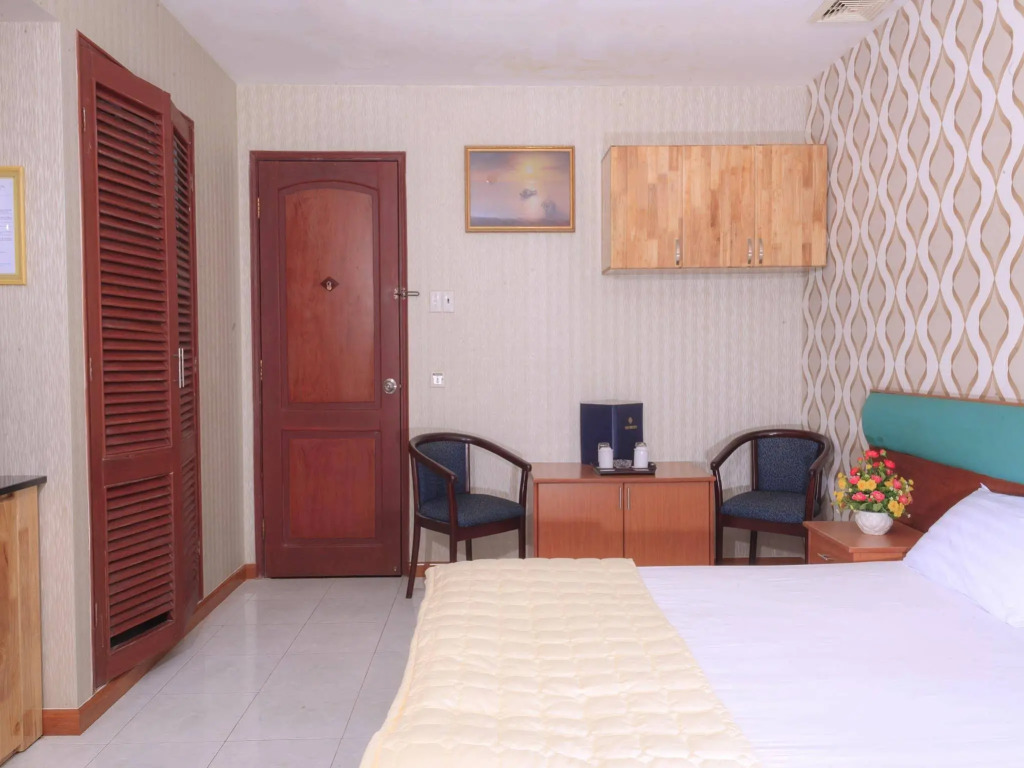 Happy Room ApartHotel