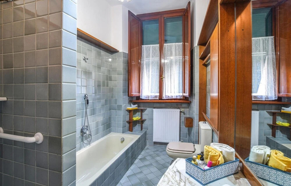 Nice Apartment in Camaiore With 2 Bedrooms and Wifi