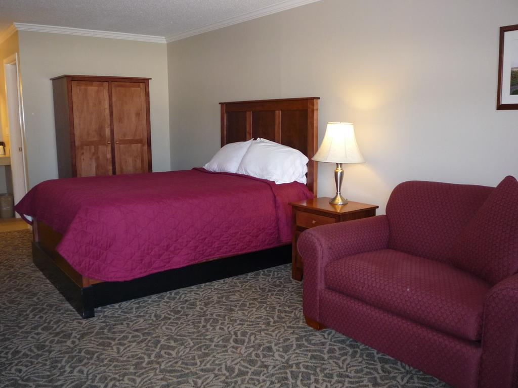 Arthur Country Inn