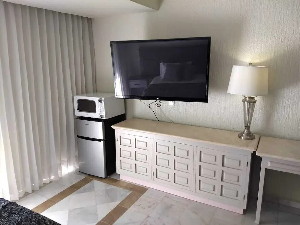 State of the Art beach front Condo