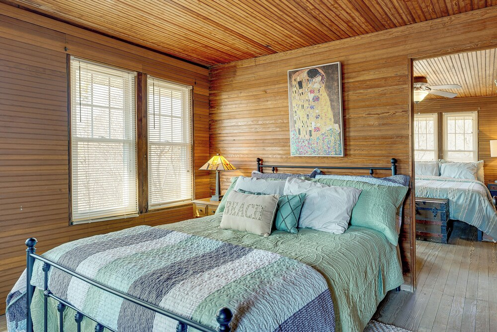 Walk to Beach! Serene Lake Michigan Home w/ Deck