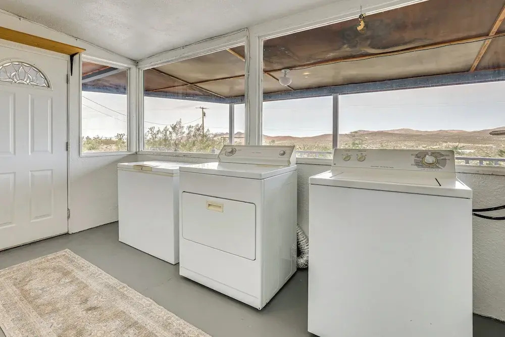 'abigail's Ranch' - Dog-friendly Dolan Springs Gem