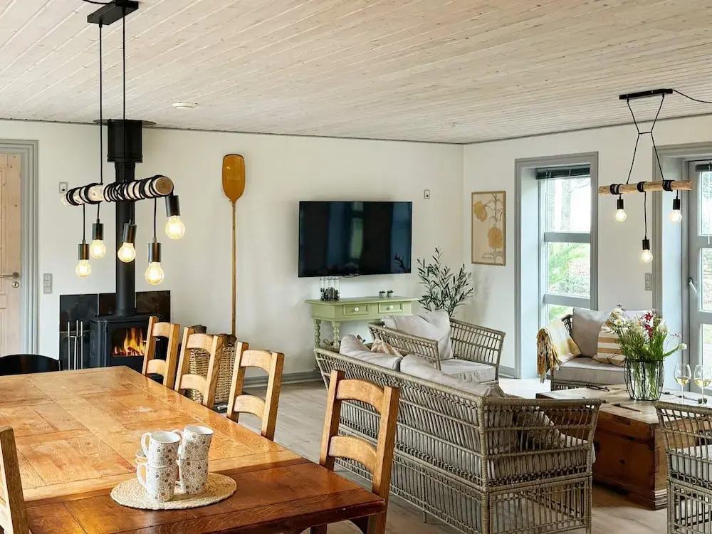8 Person Holiday Home in Thyholm
