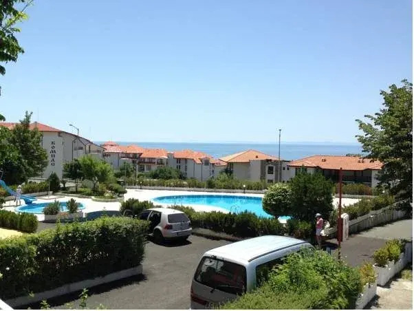 Yanis Guest House
