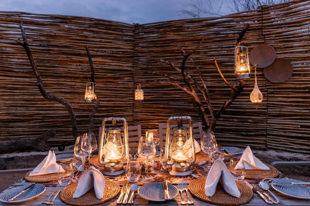 Thornybush Simbambilli Lodge