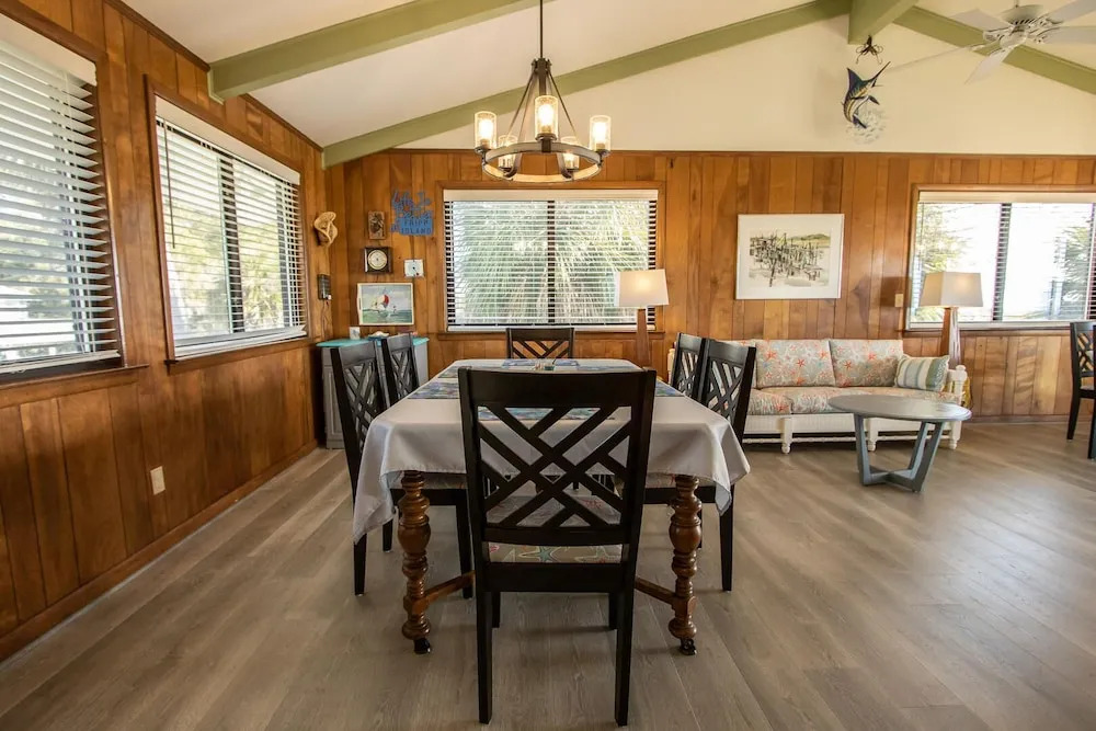 702 Tautog Road
