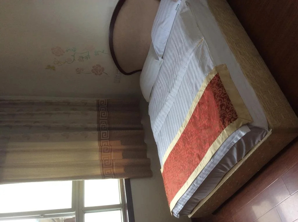 Dongfanghong Hotel