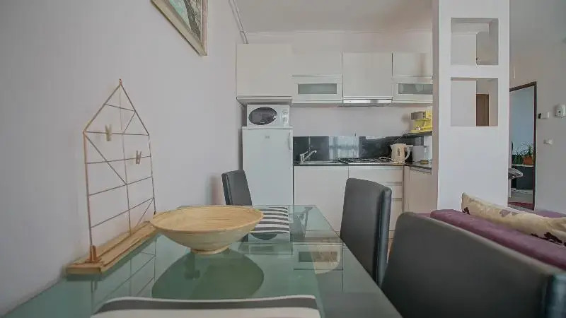 Cn2i Luxury Accommodation Twins