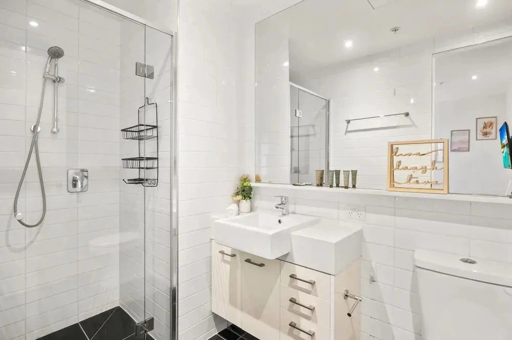 Stylish Southbank 2-bed Flat w/ Balcony