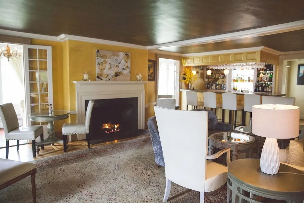 Bee and Thistle Inn