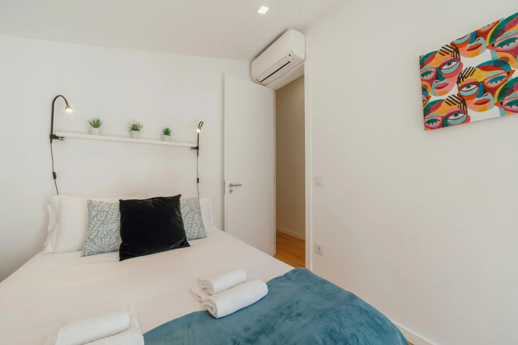 Courtyard Oporto Design Apartments by Vacationy