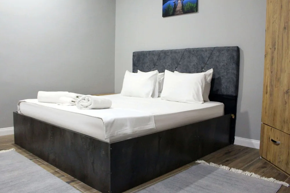 Big Life Hotel