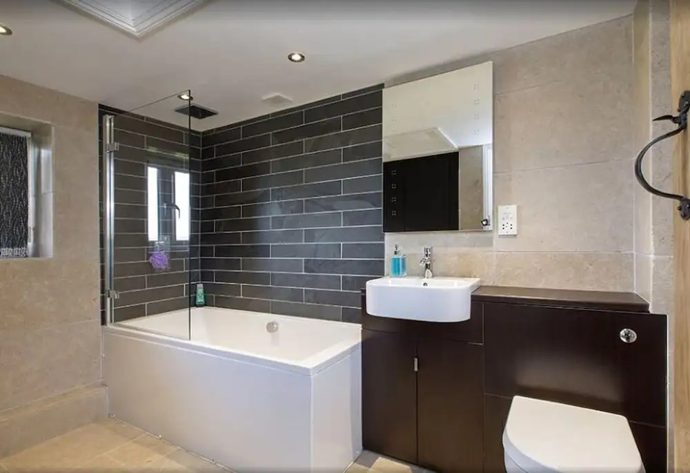 Wisteria Cottage - Hillside Holiday Cottages, Cotswolds
