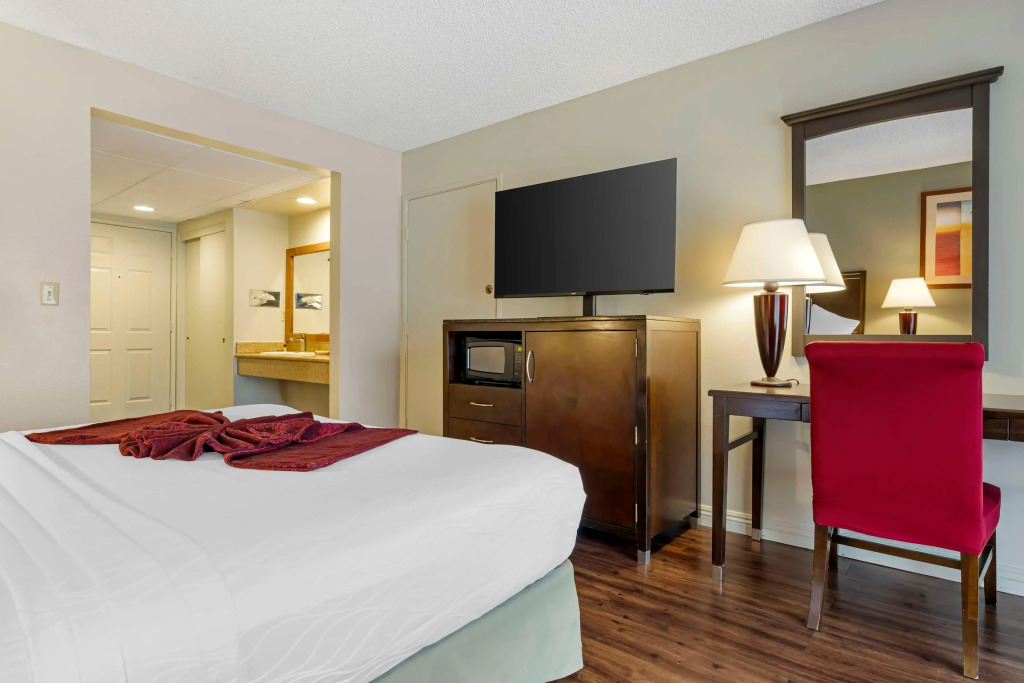 Best Western Plus Palm Desert Resort