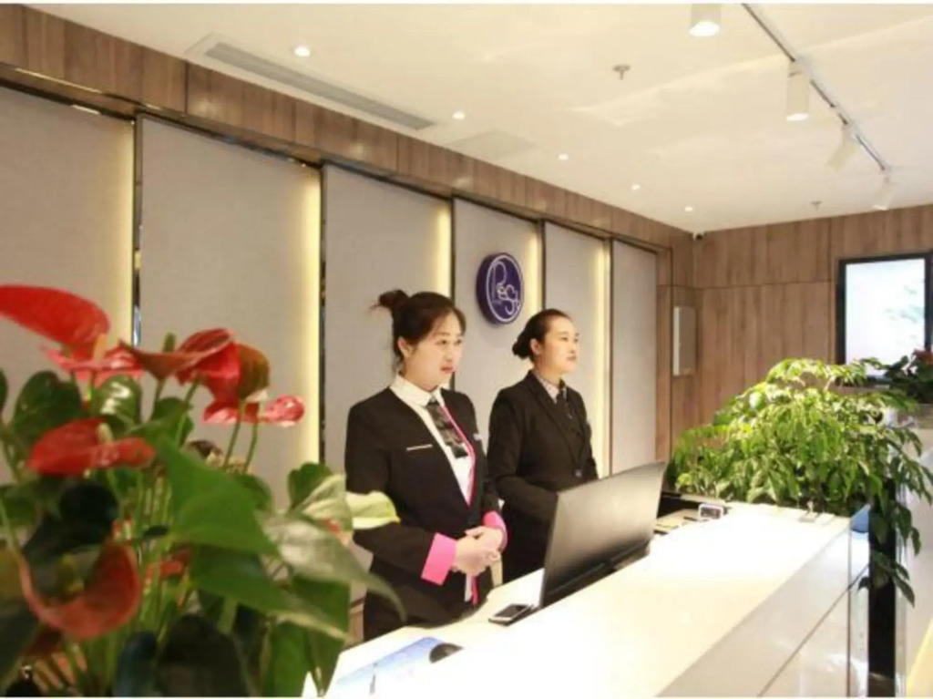 Rest yizhi hotel