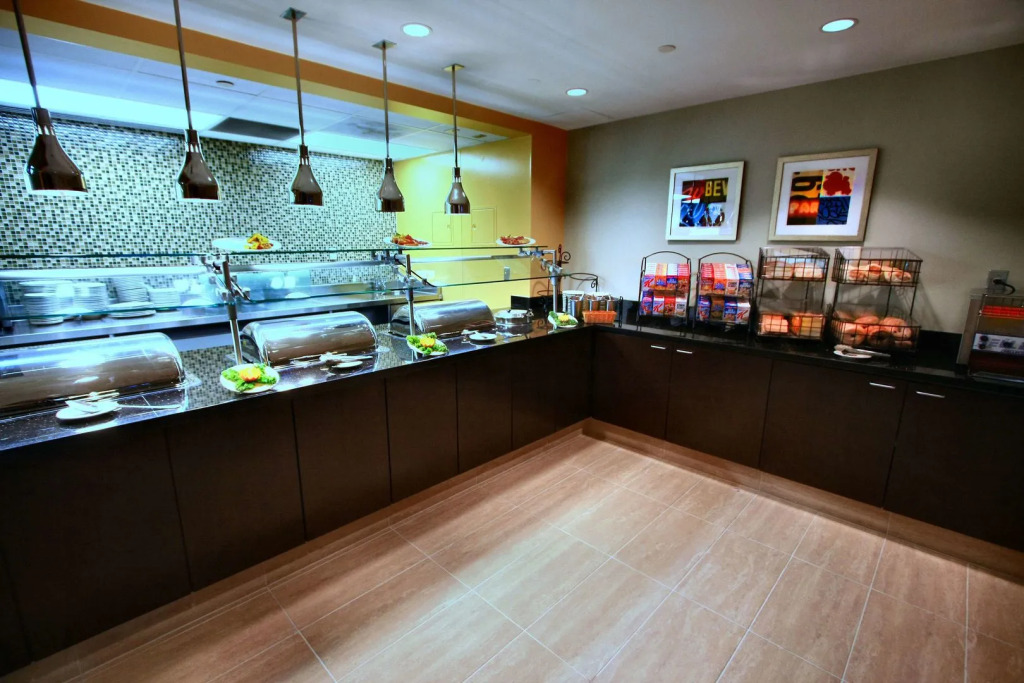 Hilton Garden Inn Bethesda Downtown