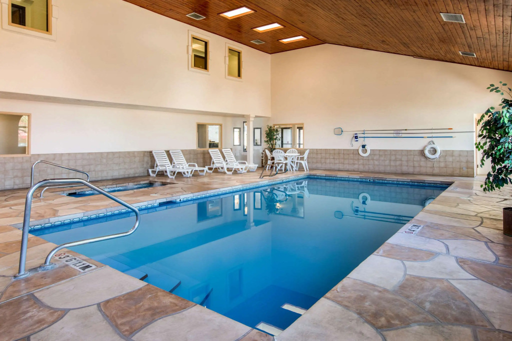 Quality Inn & Suites Albuquerque North near Balloon Fiesta Park