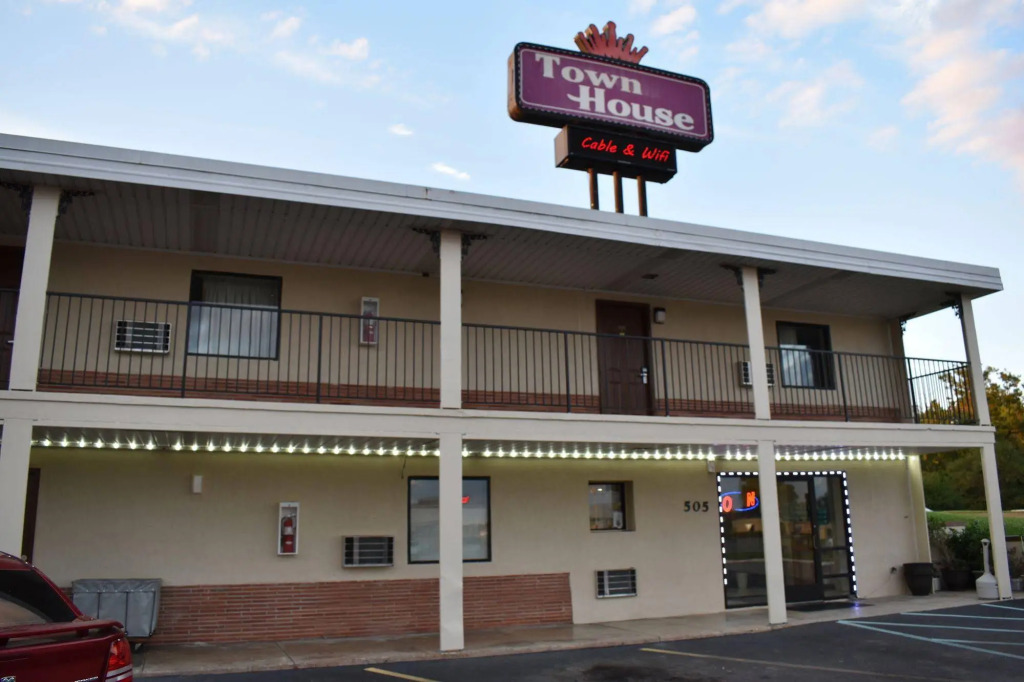 Town House Inn Cape Girardeau