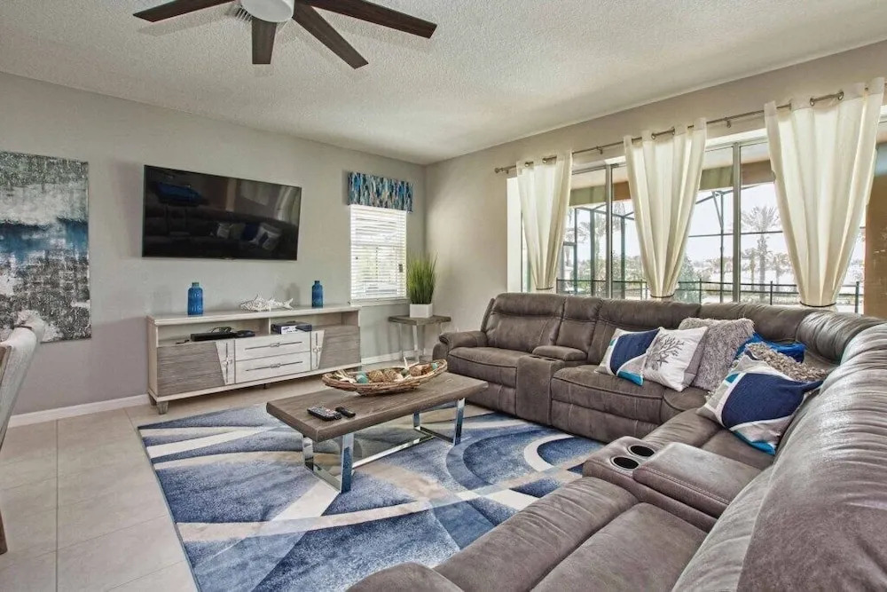 Solara - 9 Bedrooms House W/pool-8103sa Home