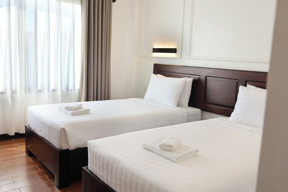 RS1 Hotel