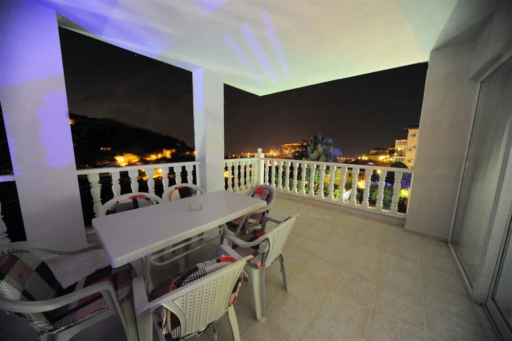 Luxury 9 Bedroom Villa With Private Pool, Alanya Villa 1033