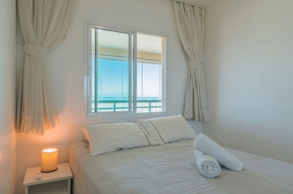 VG Fun #501 - Apartment by the Sea by Carpediem