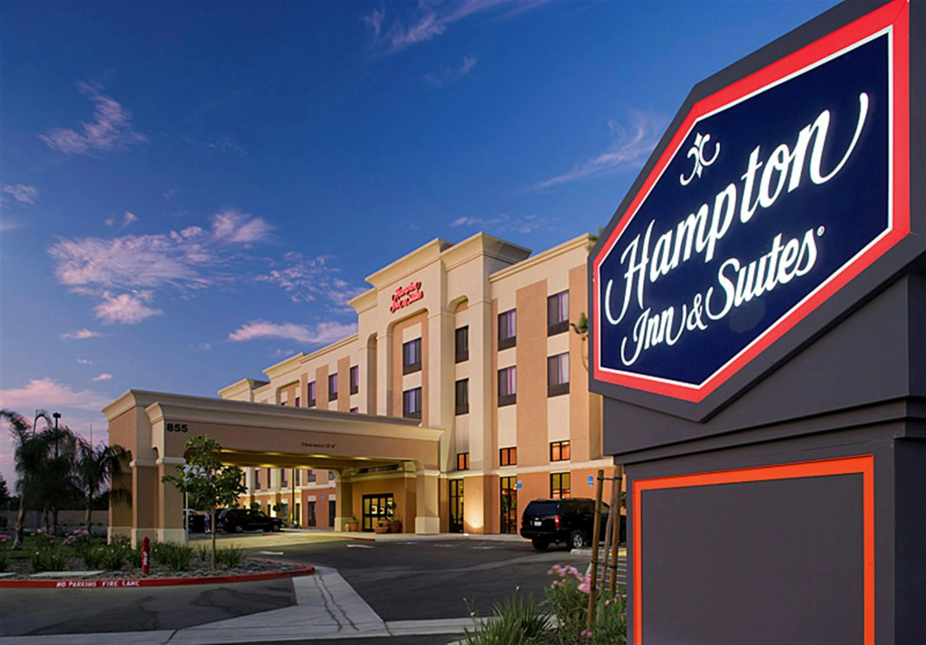 Hampton Inn & Suites Clovis Airport North