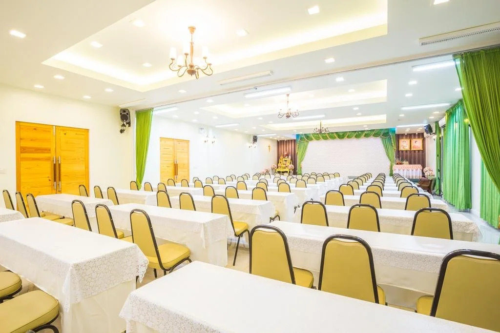 Villa Reina Resort