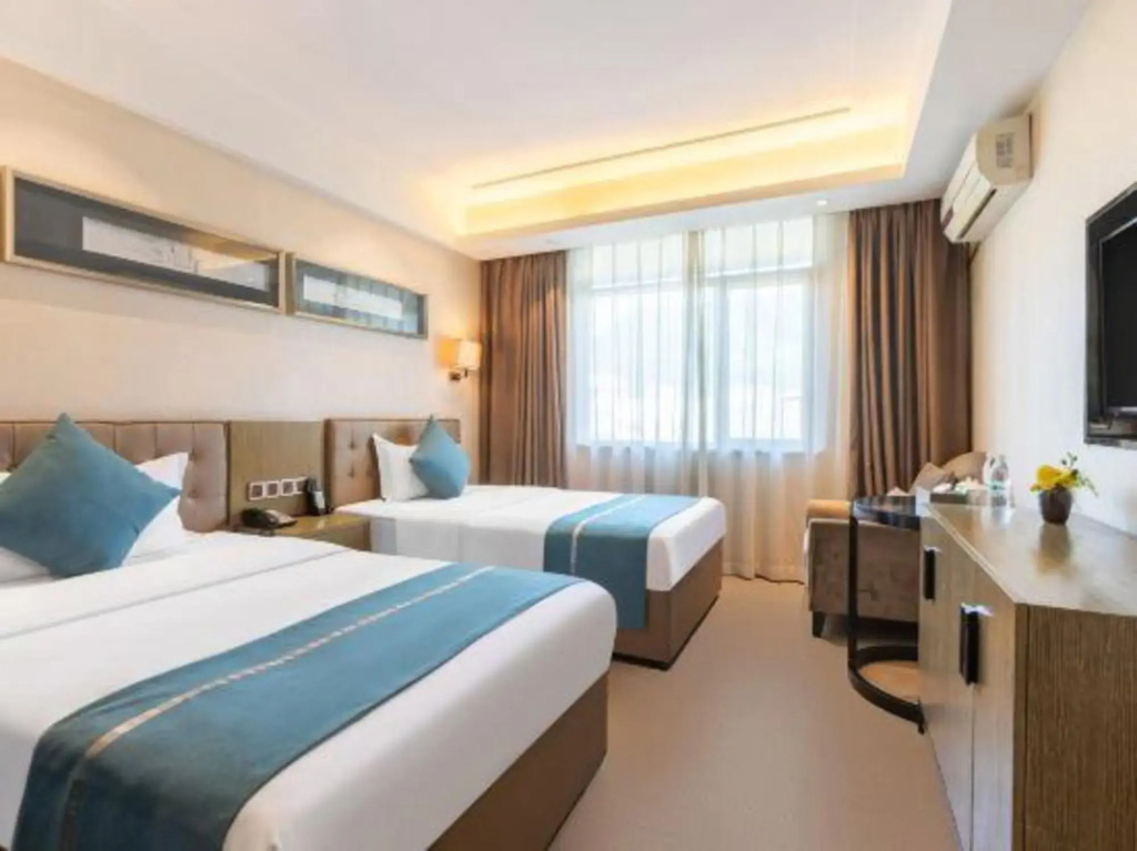 Shiyan Jiahua Holiday Hotel (Wuyan Shopping Mall People's Hospital Branch)