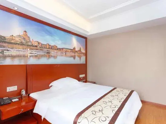 Fenglin Hotel (Guangzhou Nansha Tangkeng Metro Station)