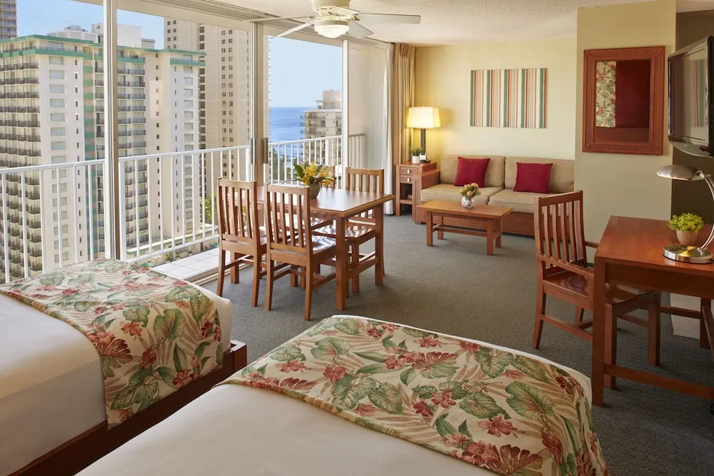 Pacific Monarch Hotel