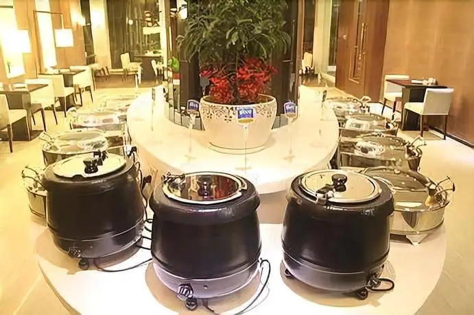 Xinxiang Bowei Style Hotel Peace Road