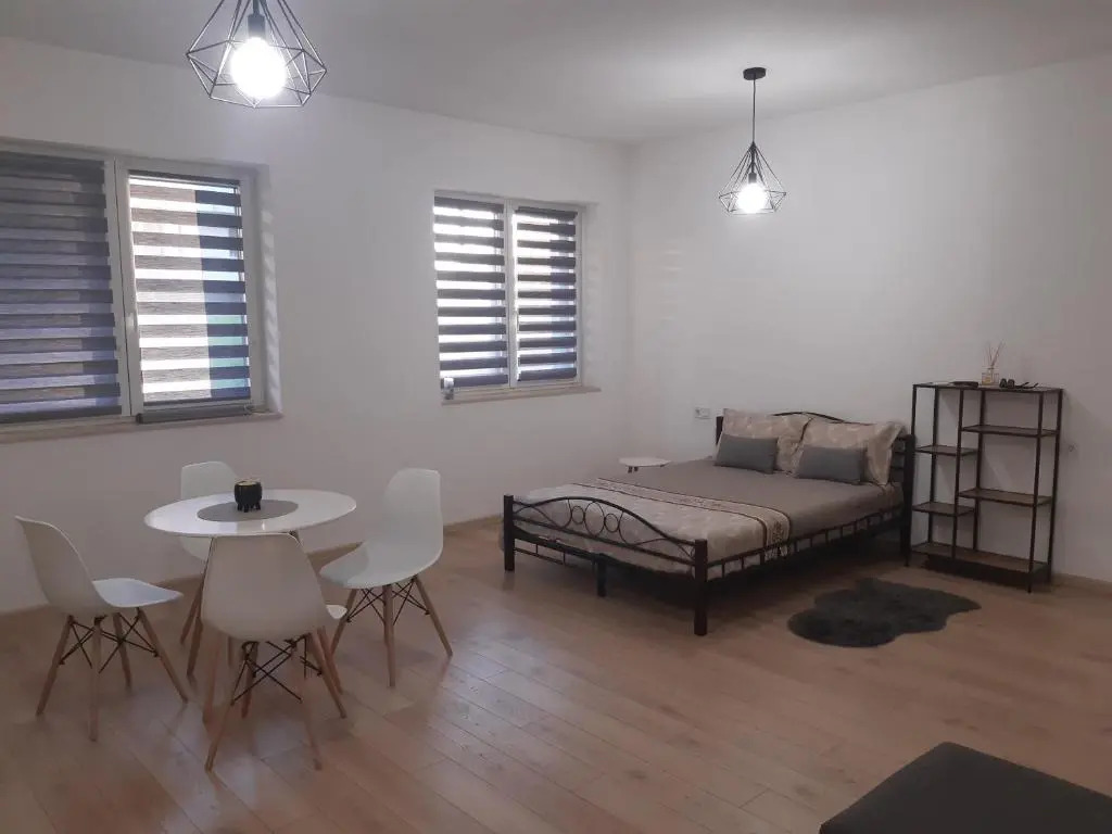 Studio Maurer Residence