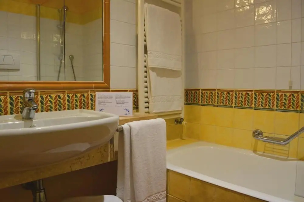 Sardinian-style Resort 2 Bedroom Apartments Sleeps 7