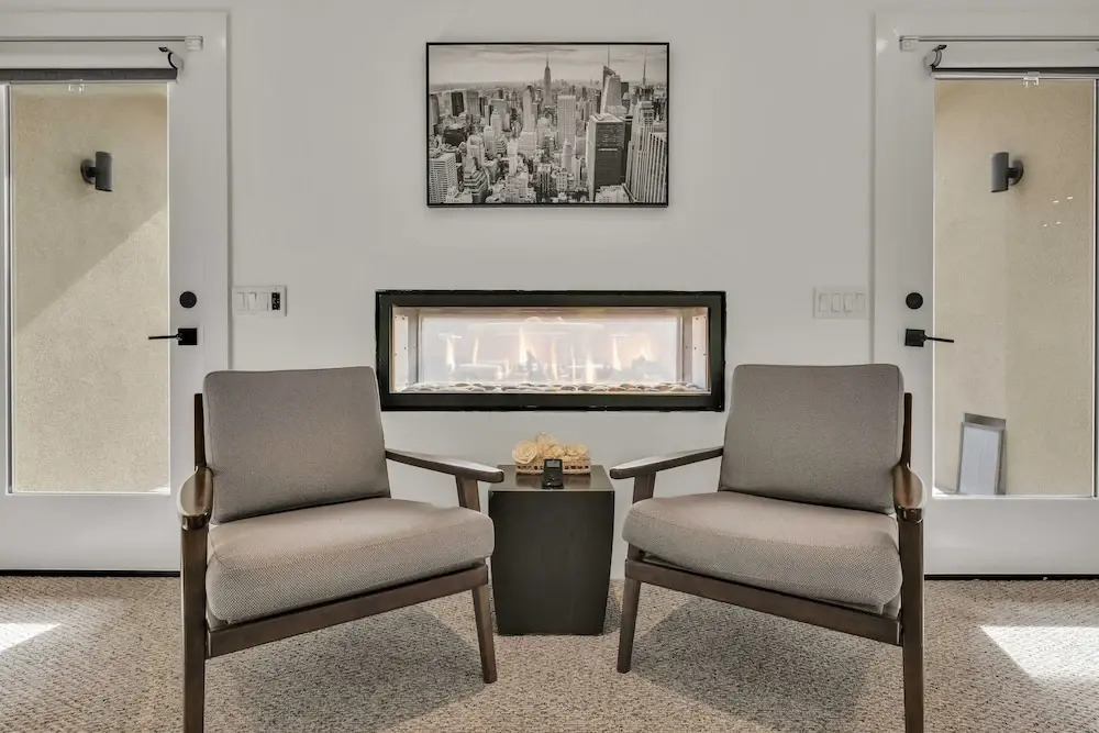Mid-Century Elegance & Fun in Tahquitz River Estates