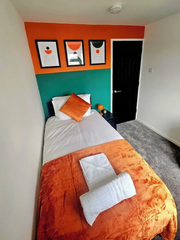 Cozy House in Bridgwater - Sleeps 6 - Long Stays