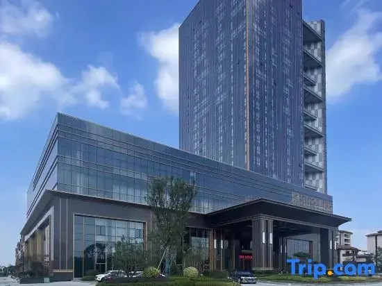Golden Century International Hotel