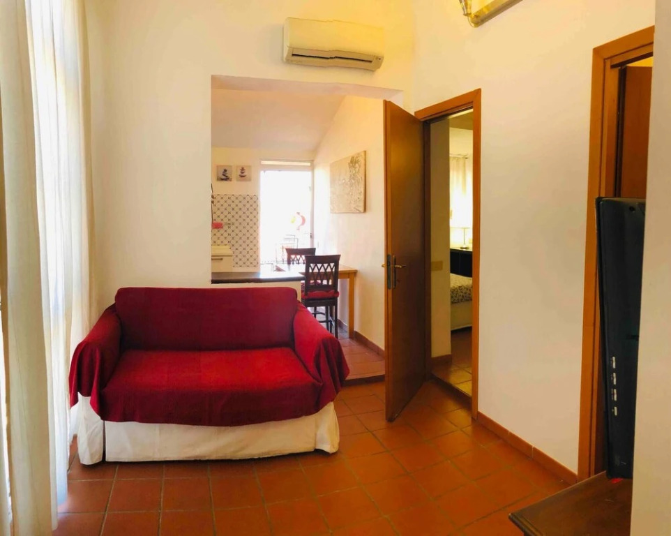 penthouse Papavero int21