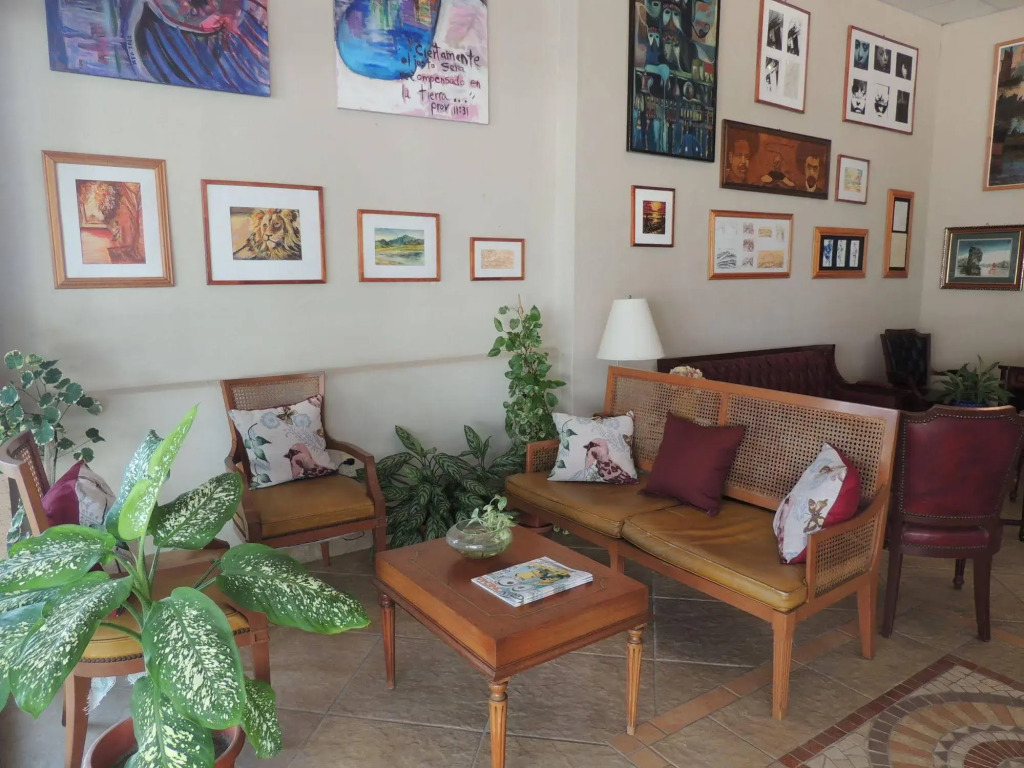 Marina Banderas Suites Hotel Boutique