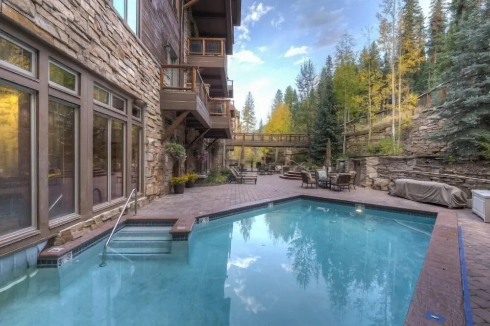 4 Bedroom Condo
