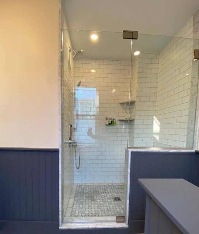 Very Cool 2 Bed/ 1 Bath Apartment Downtown Npt. - Unit 4 2 Bedroom Apts